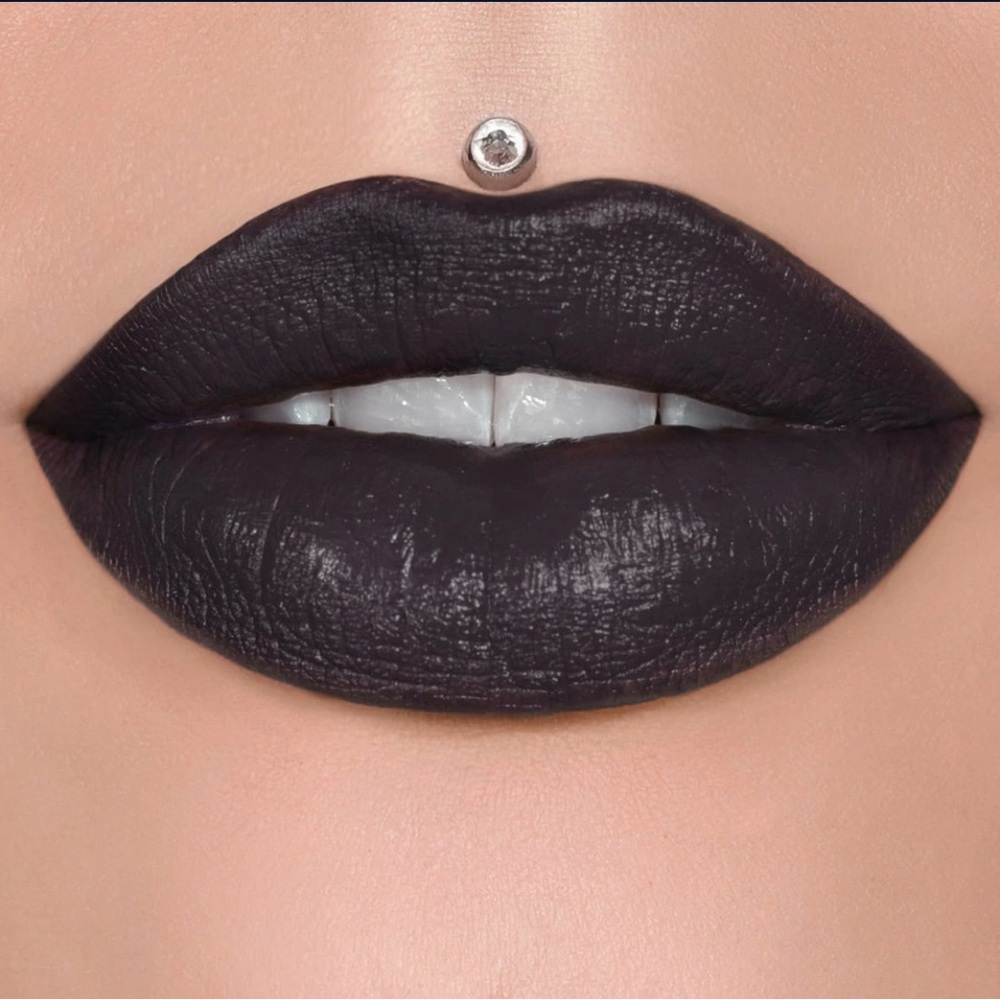 Jeffree Star | ‘Trench Coat’ Velvet Trap Lipstick NiB | Weirdo Collection L.E. - Picture 16 of 16